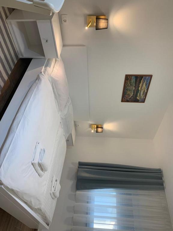 Apartmani Albatros Perusic Экстерьер фото